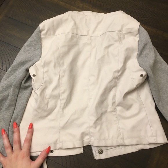 White & Gray Zipper Jacket w/ Buttons - Picture 4 of 4